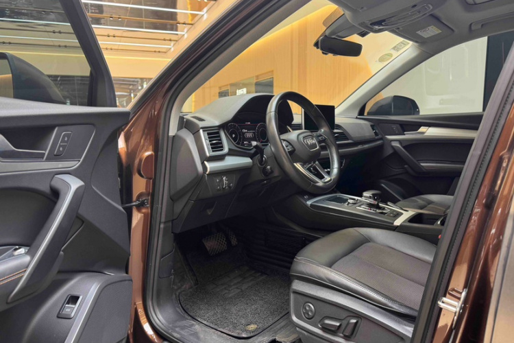 Audi Q5L 2018 imagem de carro #26