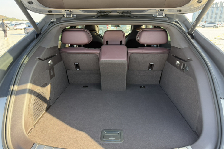 Denza Z9GT 2025 #26 Denza Z9GT 2025 immagine di auto #26