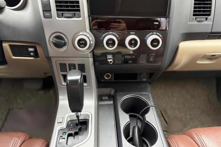 Toyota Sequoia 2016 #26 Toyota Sequoia 2016 imagen de coche #26