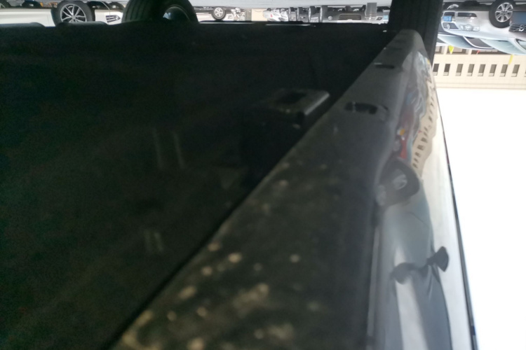 HongQi H5 PHEV 2025 #26 HongQi H5 PHEV 2025 car image #26