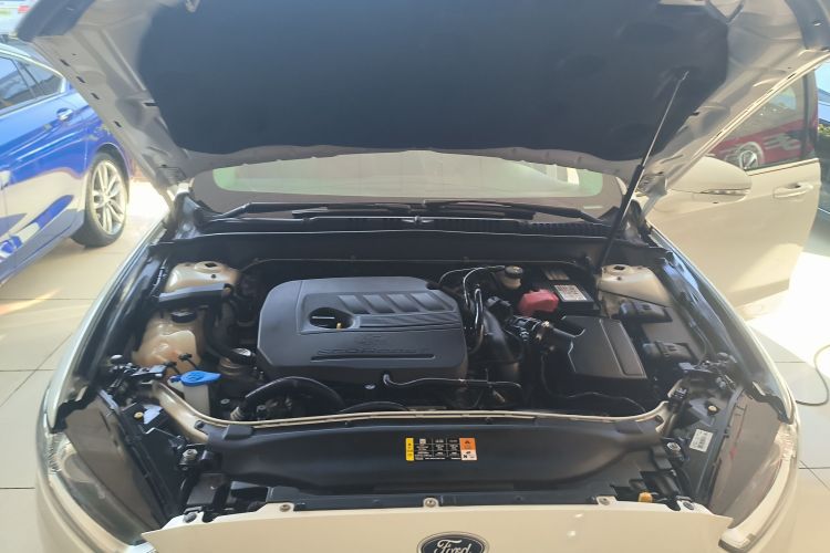 福特 蒙迪欧 2015 汽车图片 #26