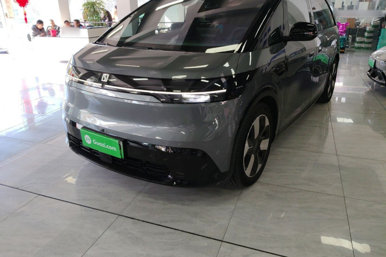 Zeekr MIX 2025 صورة سيارة #26