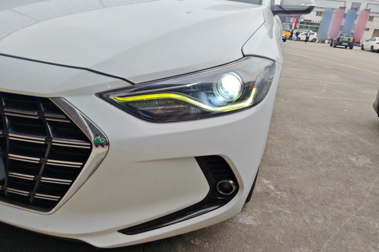 Hyundai Elantra AD 2019 car image #26