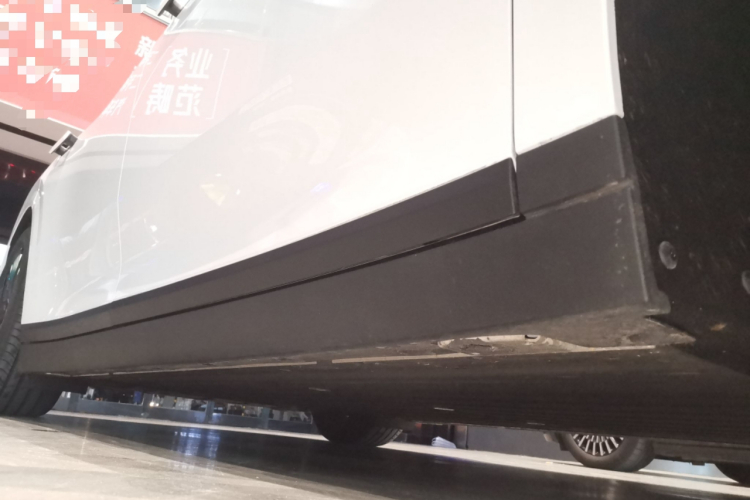 Li i6 2025 image de voiture #26