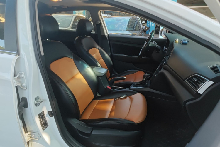 Hyundai Elantra AD 2018 car image #26