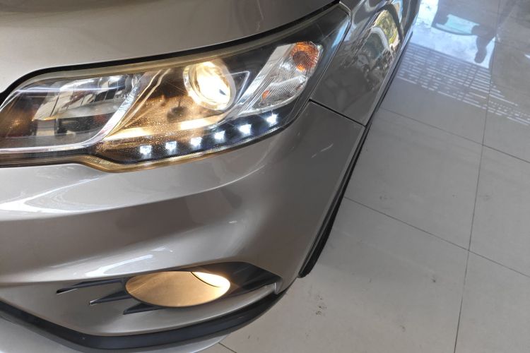 Soueast DX3 2018 imagen de coche #26