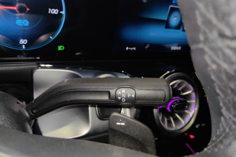 Mercedes-Benz EQB Class 2024 #26 Mercedes-Benz EQB Class 2024 immagine di auto #26