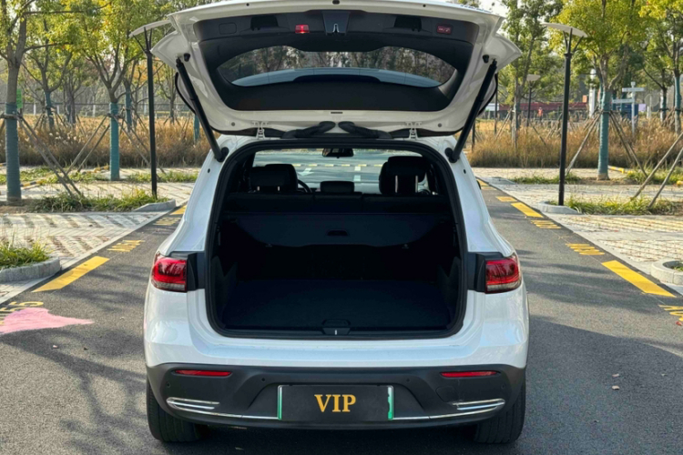 Mercedes-Benz EQB Class 2024 #26 Mercedes-Benz EQB Class 2024 car image #26