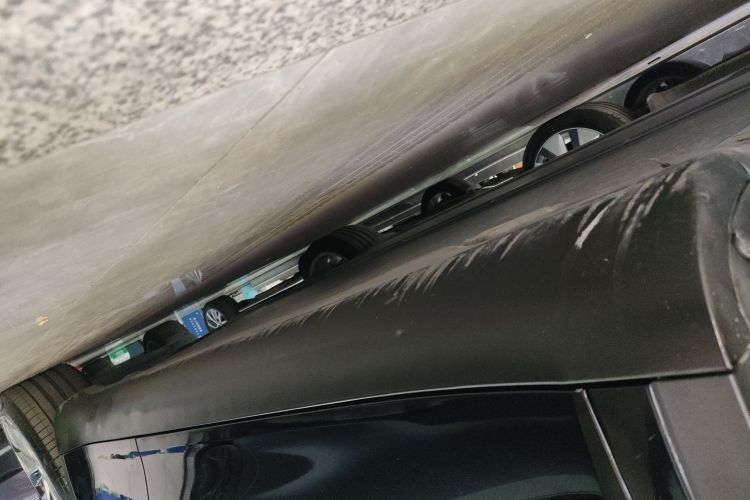 Tesla Model Y 2021 immagine di auto #26
