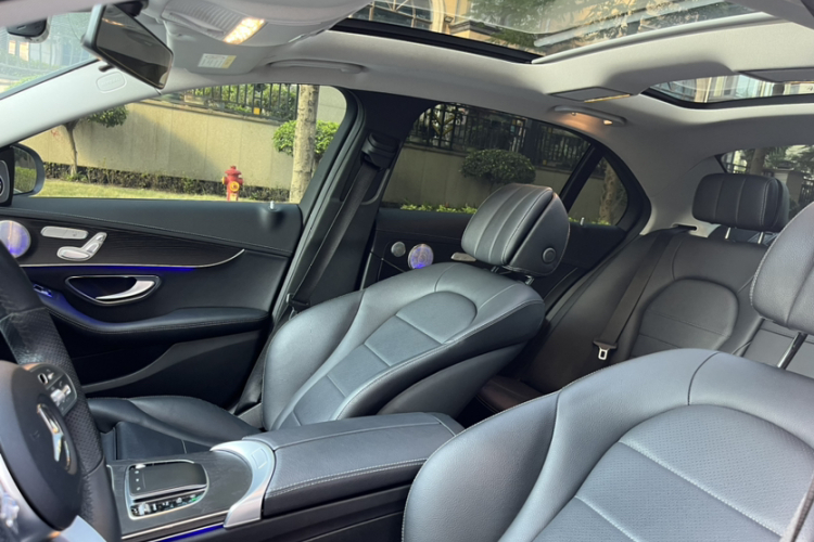Mercedes-Benz C Class 2021 car image #26