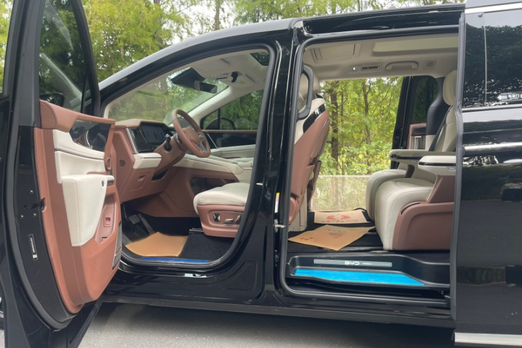 BYD Xia 2024 immagine di auto #26