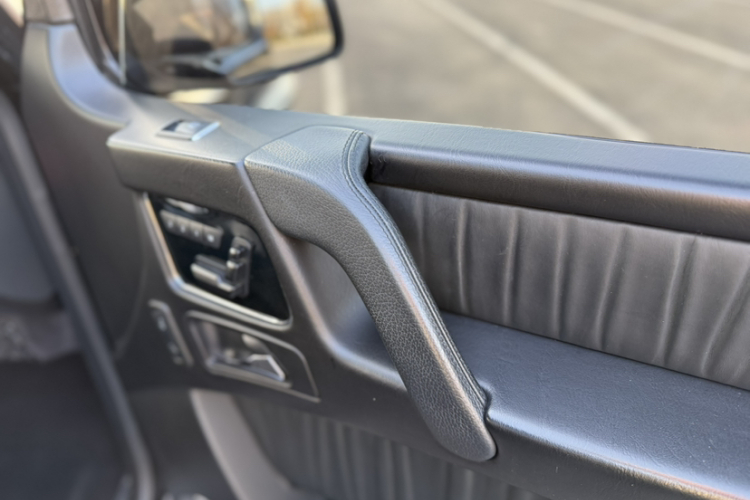 Mercedes-Benz G Class 2016 immagine di auto #26