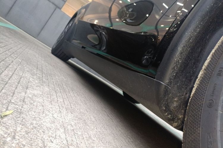 特斯拉 Model Y L 2025 汽车图片 #26