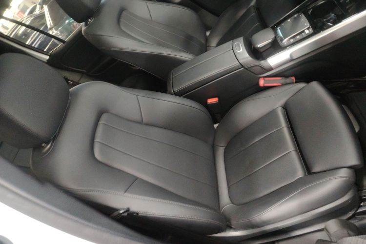 Mercedes-Benz EQB Class 2024 car image #26