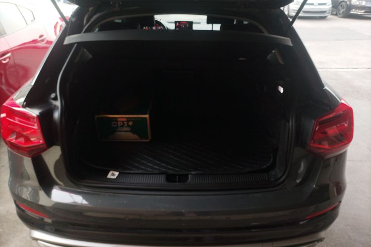 Q2L e-tron 2021 car image #26