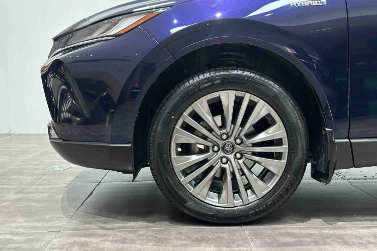 Toyota Harrier 2023 car image #26