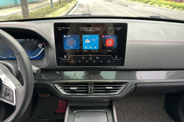 BYD Tang New Energy 2019 immagine di auto #26