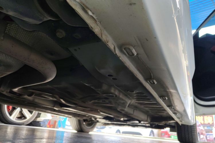 5 2021 car image #26