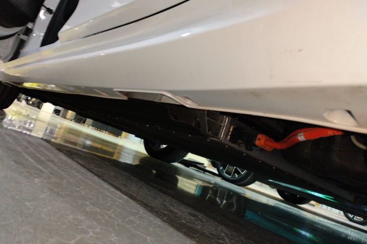 哪吒汽车 哪吒S猎装 2025 汽车图片 #26