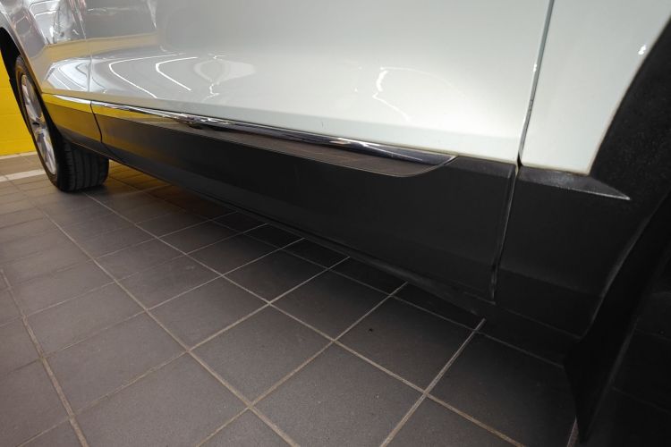Volkswagen T-Roc 2020 car image #26
