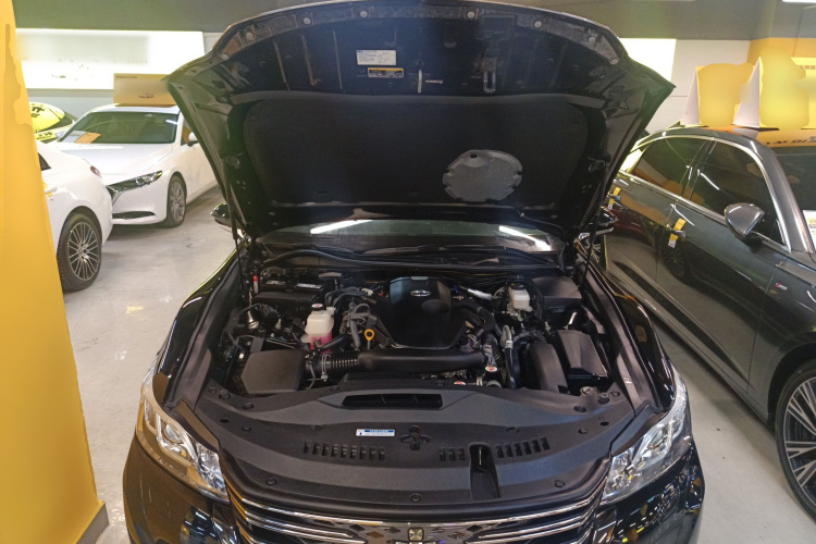 丰田 皇冠 2019 汽车图片 #26