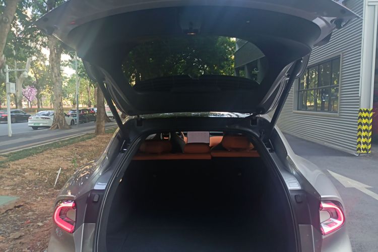 小米汽车 小米YU7 2025 #26 小米汽车 小米YU7 2025 汽车图片 #26