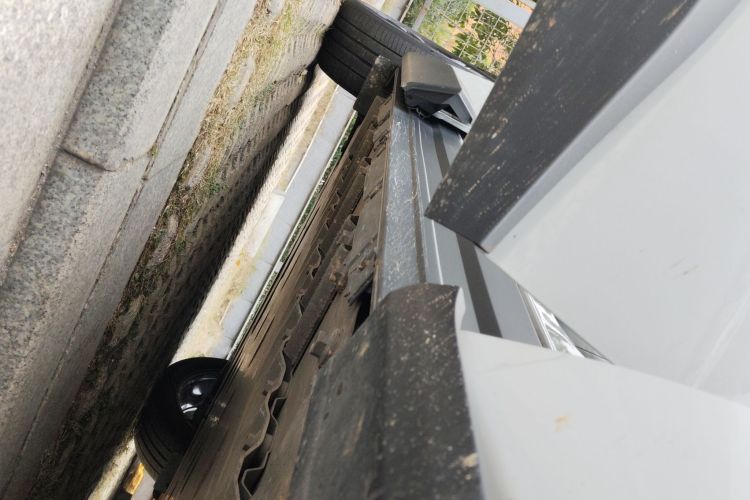 Toyota bZ4X 2022 immagine di auto #26