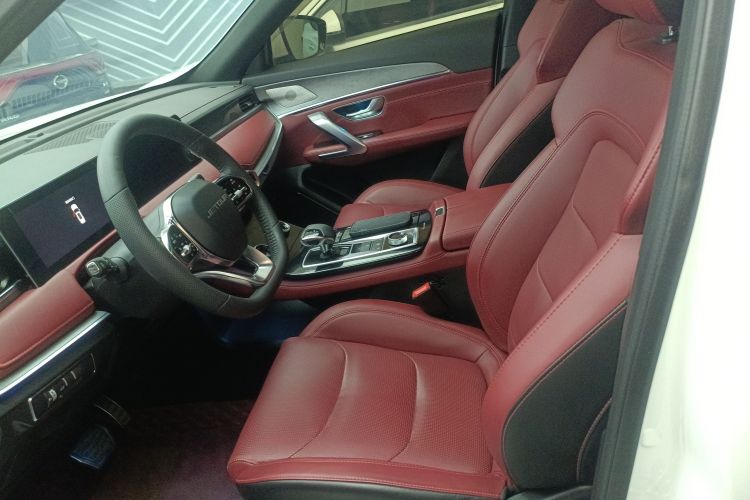X70 PLUS 2021 imagen de coche #26