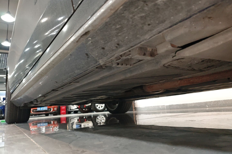 Mercedes-Benz E Class 2021 car image #26