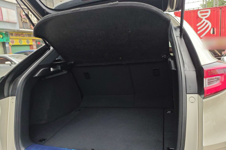 Honda UR-V 2018 immagine di auto #26