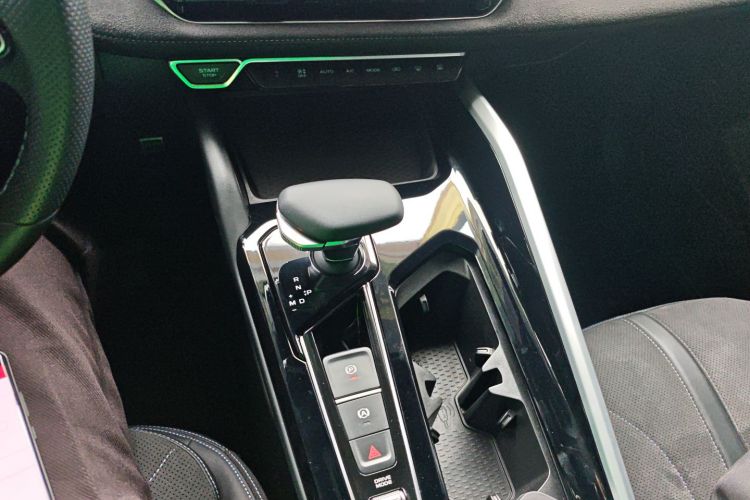 GEELY Preface 2024 car image #26