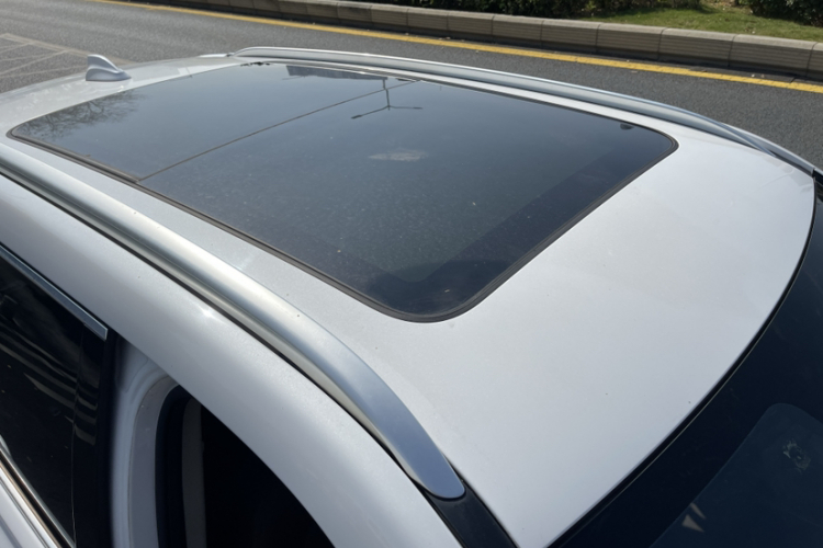 Haval 2018 car image #26
