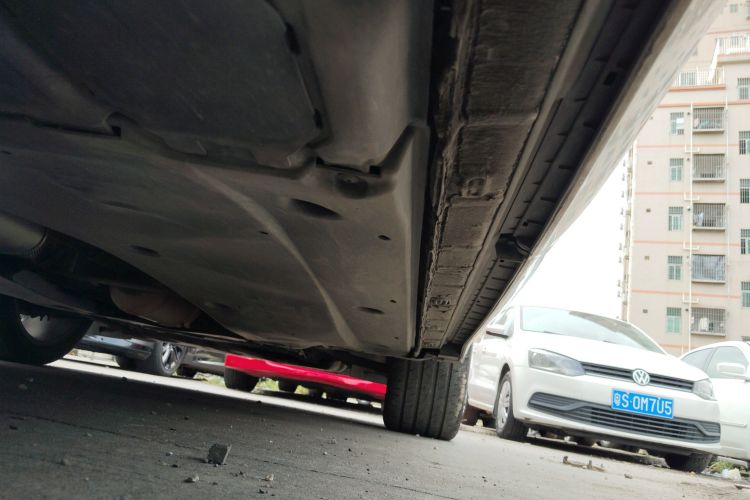 Volkswagen Tiguan L 2021 car image #26
