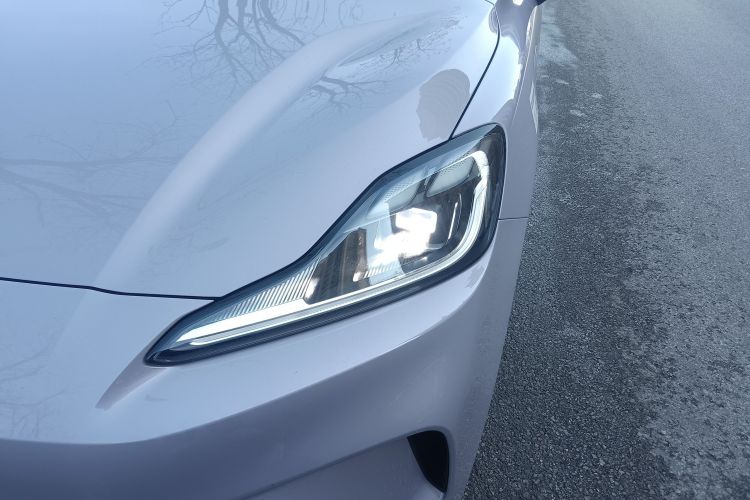 MG 4 EV 2025 car image #26