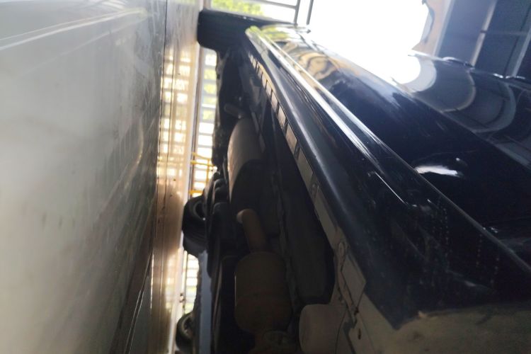 Mercedes-Benz V Class 2020 car image #26