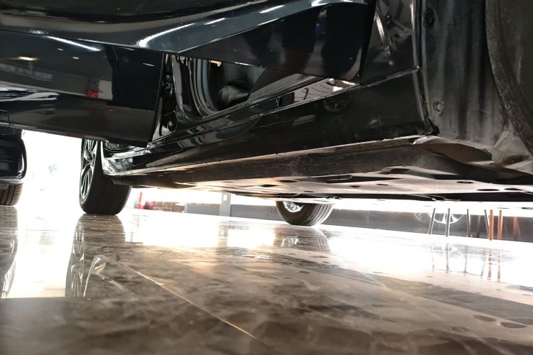 Toyota Avalon 2023 car image #26