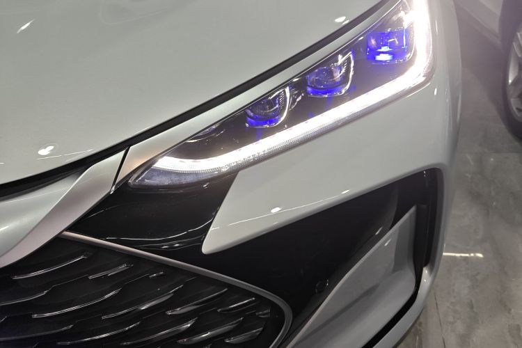 BYD Tang New Energy 2024 car image #26