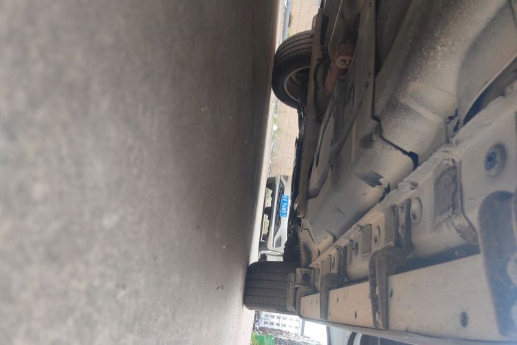 Haval H8 2017 car image #26