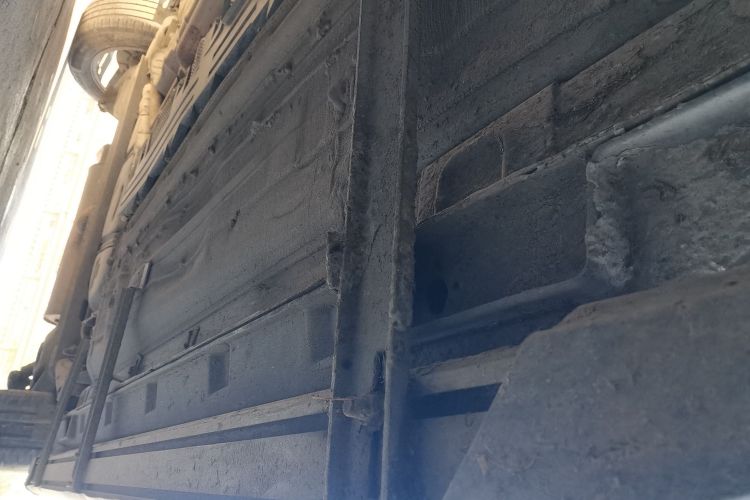 Forthing JOYEAR X5 2019 car image #26