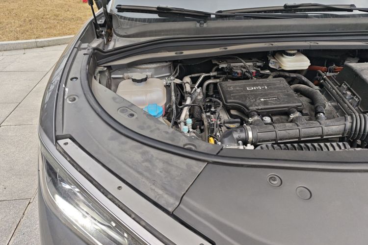 BYD SongL DM-i 2024 car image #26