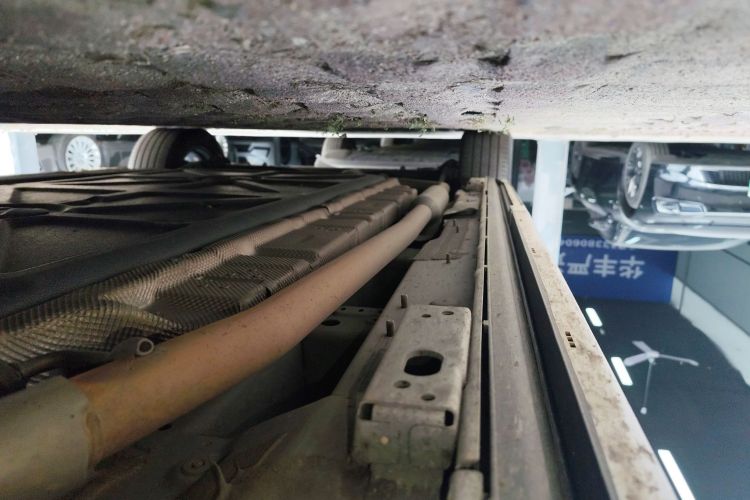 Denza D9 2024 صورة سيارة #26