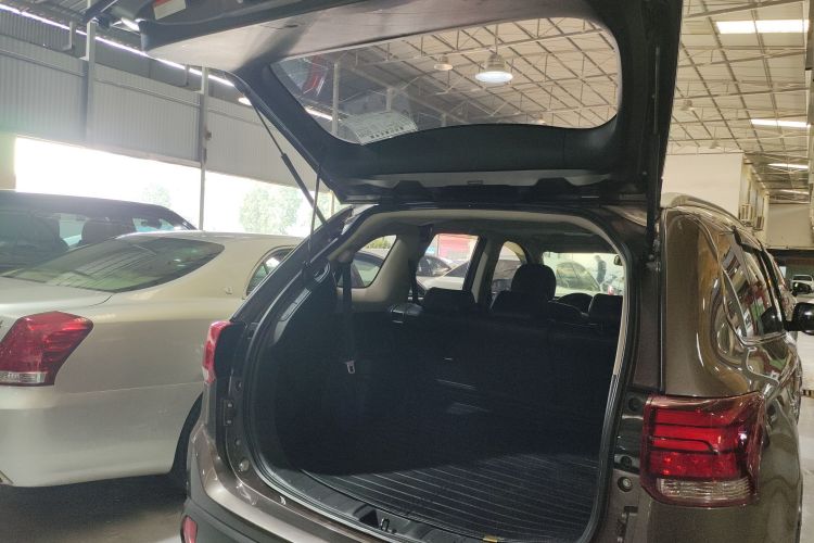 劳斯莱斯 欧蓝德 2017 汽车图片 #26