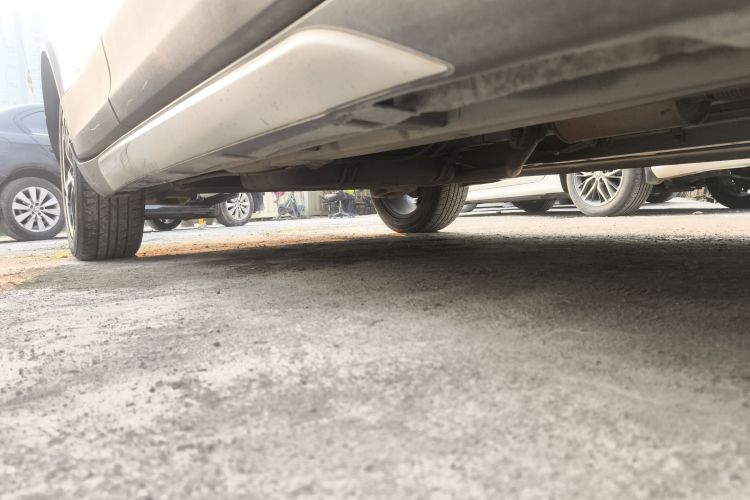 SWM X7 2018 #26 SWM X7 2018 صورة سيارة #26