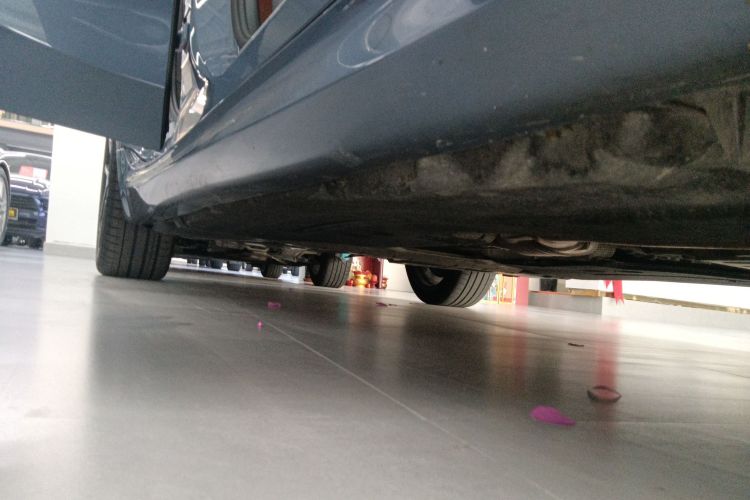 BMW 8 Series 2020 car image #26