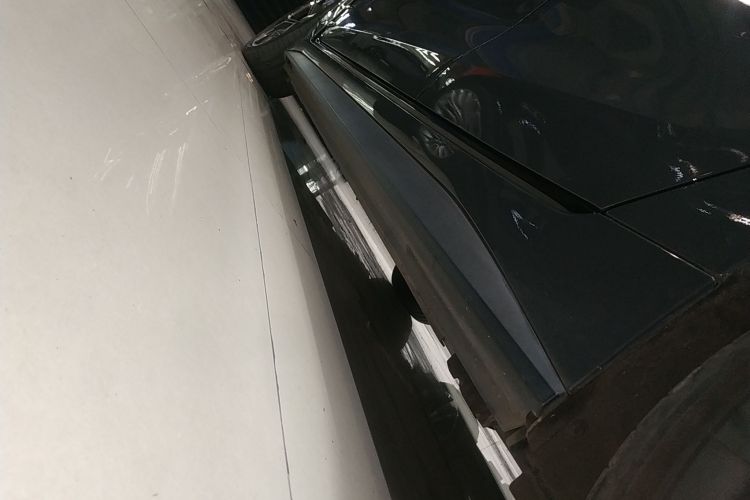 BMW i4 2022 car image #26