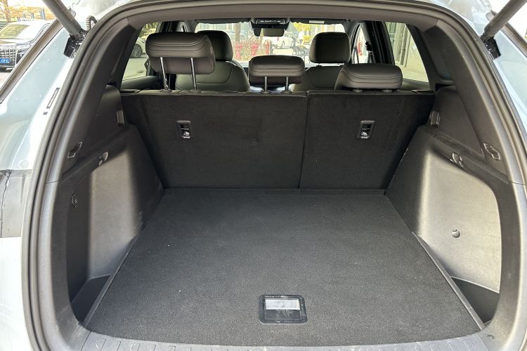 BYD SongL DM-i 2025 #26 BYD SongL DM-i 2025 car image #26