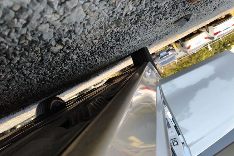 BMW 3 Series 2018 immagine di auto #26