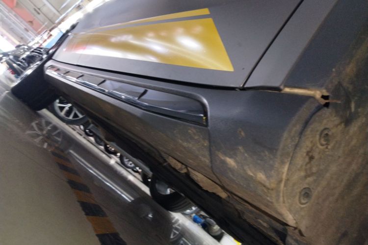 Mercedes-Benz GLA AMG 2018 imagem de carro #26