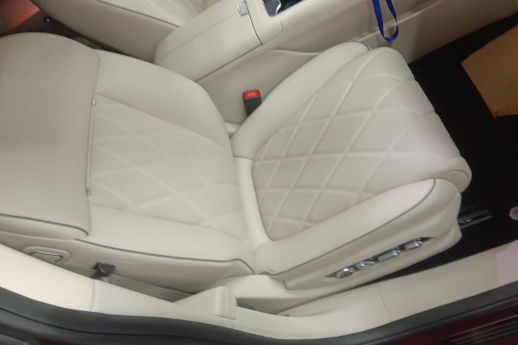 HongQi 2024 car image #26