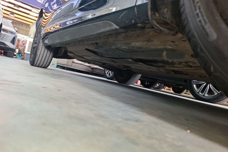 Forthing T5 EVO 2022 car image #26